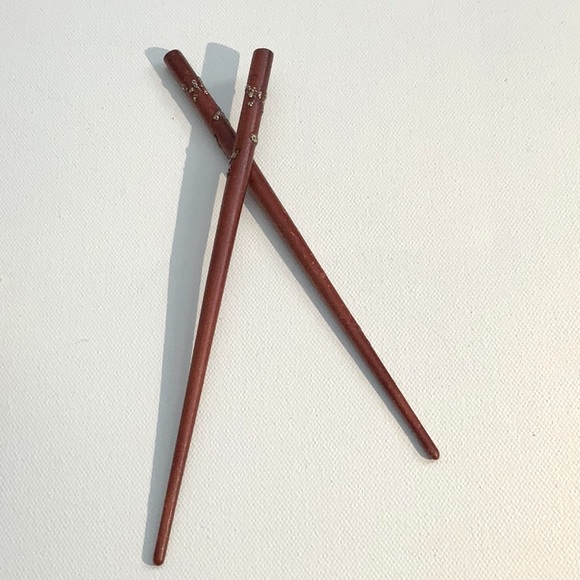 NEW Beautiful Hair stick with red oak wood - Picture 7 of 9